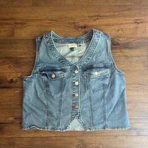 Universal Thread Light Blue Denim Vest